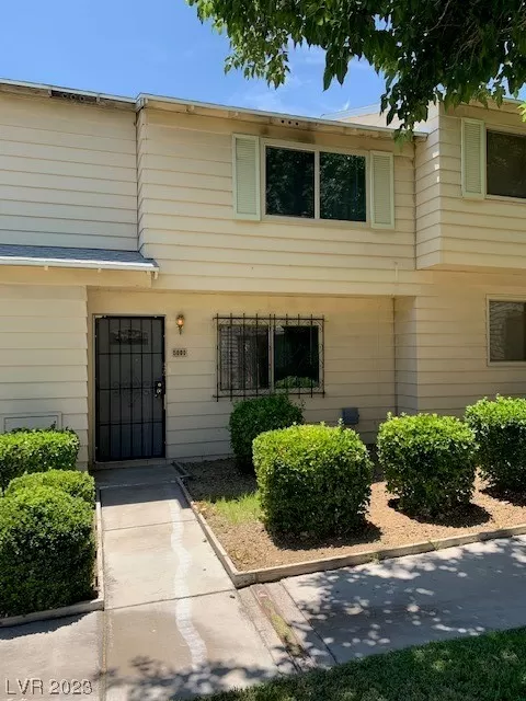 MLS: 2511386 Condo For Sale