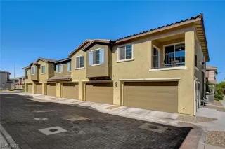 Photo #1: 2511389 Listing