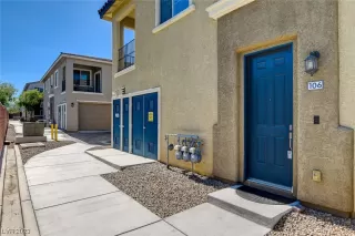 Photo #2: 2511389 Listing