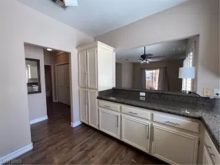 Photo #4: 2511390 Listing 