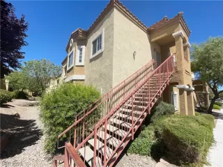 Photo #1: 2511435 Listing 