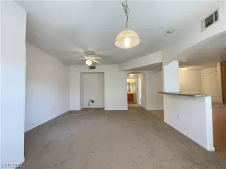 Photo #5: 2511435 Listing 