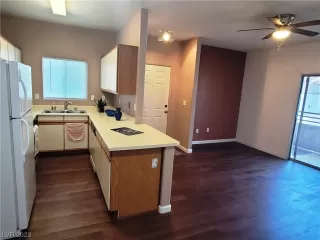 Photo #3: 2511464 Listing