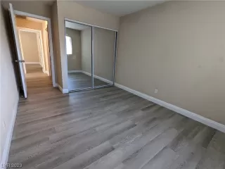 Photo #6: 2511469 Listing 