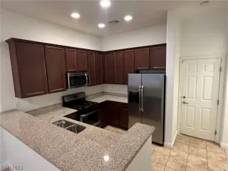 Photo #5: 2511514 Listing 