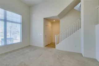 Photo #6: 2511517 Listing 