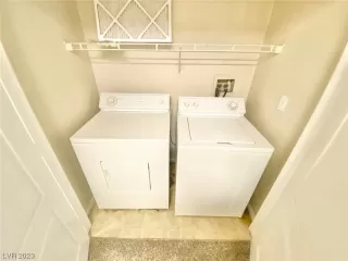 Photo #4: 2511518 Listing 