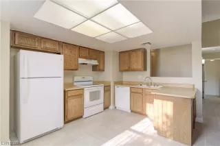 Photo #4: 2511527 Listing 