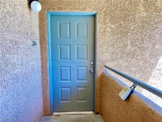 Photo #1: 2511572 Listing 