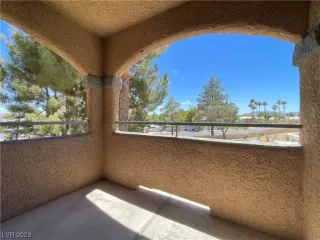 Photo #3: 2511572 Listing 