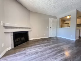 Photo #4: 2511572 Listing 