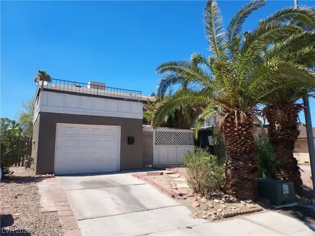 MLS: 2511593 Condo For Sale