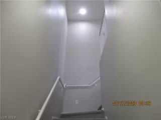 Photo #2: 2511605 Listing 