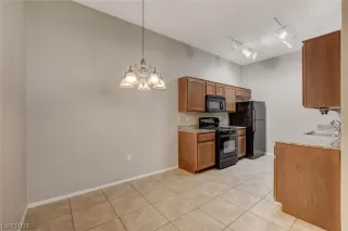 Photo #4: 2511613 Listing 