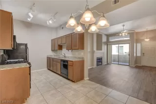 Photo #5: 2511613 Listing 