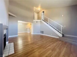 Photo #2: 2511624 Listing 