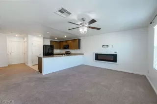 Photo #4: 2511651 Listing