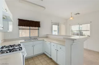 Photo #3: 2511679 Listing 