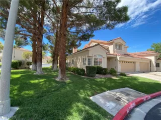 Photo #1: 2511735 Listing 