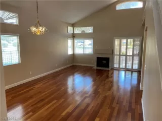 Photo #3: 2511735 Listing 