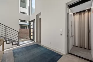 Photo #6: 2511755 Listing 