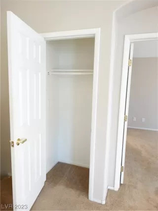 Photo #6: 2511762 Listing 