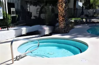 Photo #1: 2511769 Listing