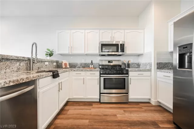 MLS: 2511787 Condo For Sale