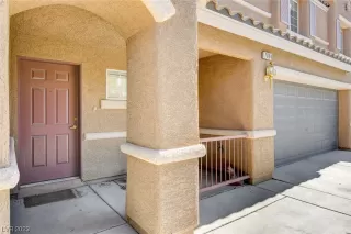 Photo #2: 2511795 Listing