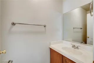 Photo #4: 2511795 Listing