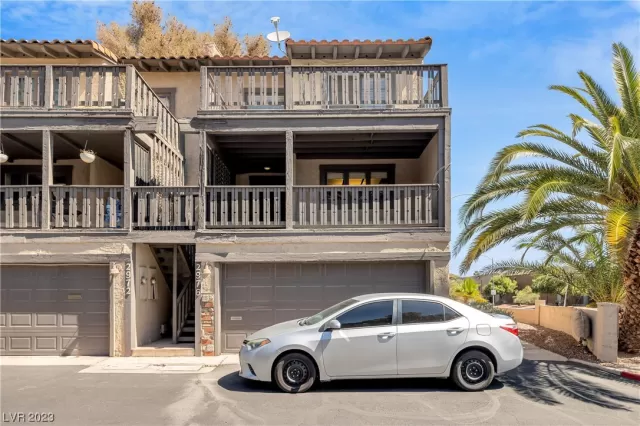 MLS: 2511805 Condo For Sale