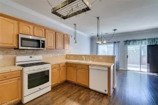 Photo #6: 2511808 Listing 