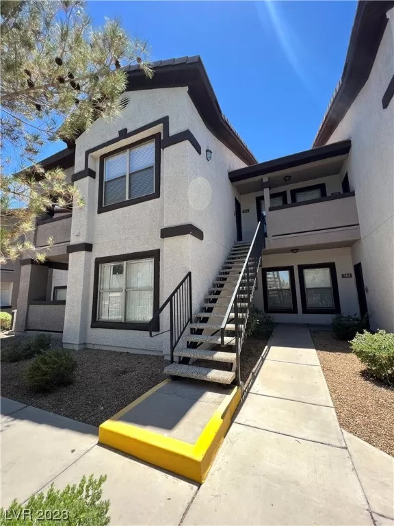 MLS: 2511892 Condo For Sale