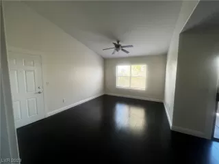 Photo #4: 2511892 Listing 