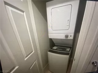 Photo #6: 2511919 Listing 