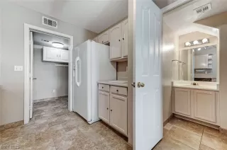 Photo #5: 2511927 Listing 