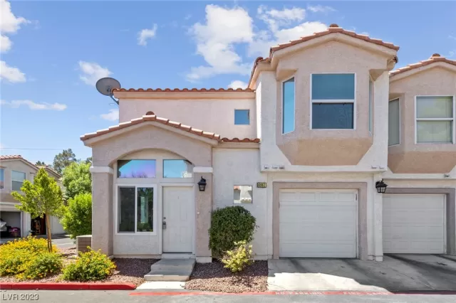 MLS: 2511940 Condo For Sale