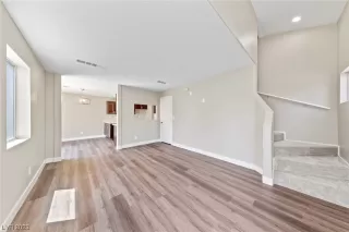 Photo #3: 2511940 Listing 