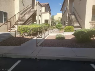 Photo #3: 2511950 Listing