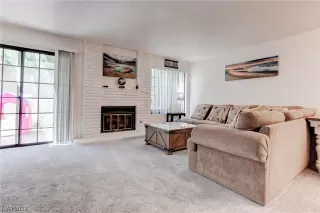 Photo #5: 2511955 Listing 