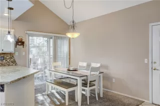 Photo #3: 2511962 Listing 