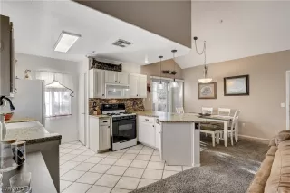 Photo #6: 2511962 Listing 