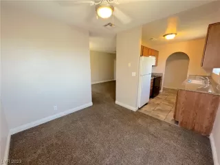 Photo #2: 2511963 Listing 