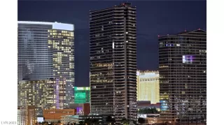 Photo #1: 2512007 Listing 