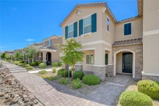 Photo #1: 2512018 Listing 