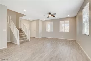 Photo #3: 2512018 Listing 