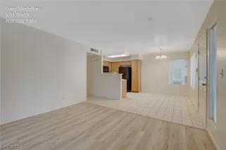 Photo #3: 2512020 Listing 