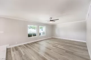 Photo #3: 2512027 Listing