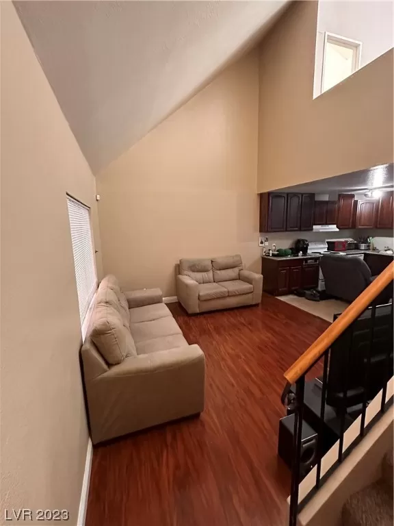 MLS: 2512079 Condo For Sale