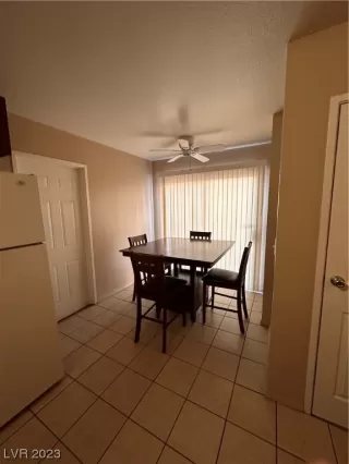 Photo #3: 2512079 Listing